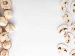 Mushroom Wash Tips: सड़ा हुआ समझकर फेंक देते हैं मशरूम, लेकिन ऐसे साफ करके इस्तेमाल ला सकते हैं