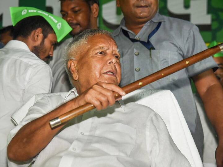 BJP Vinod Tawde Attack on Lalu Prasad Yadav RJD Supremo Style Know in Details Bihar Politics: 'चलनिया दूसे सुपवा के', लालू प्रसाद यादव को उन्हीं के अंदाज में BJP ने लपेटा, पढ़िए पूरी खबर