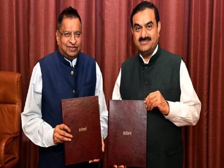 डील पक्की... गौतम अदानींनी विकत घेतली सिमेंट क्षेत्रातील 'ही' मोठी कंपनी; कितीचा झाला सौदा? Gautam Adani Adani group company Ambuja Cement acquires Sanghi Industries Share value rise know details डील पक्की... गौतम अदानींनी विकत घेतली सिमेंट क्षेत्रातील 'ही' मोठी कंपनी; कितीचा झाला सौदा?