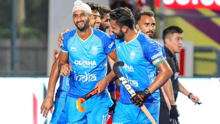 Asian Champions Trophy: India concede ‘soft goals’ in 7-2 win over China Asian Champions Trophy: এশিয়ান চ্যাম্পিয়ন্স ট্রফি হকিতে চিনের বিরুদ্ধে ৭-২ গোলে জয় ছিনিয়ে নিল ভারত