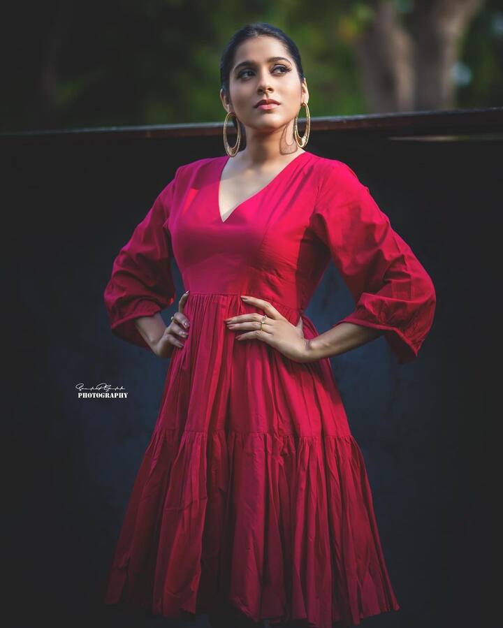 రష్మీ గౌతమ్ (Image Courtesy : rashmigautam / Instagram)