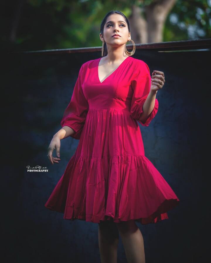 రష్మీ గౌతమ్ (Image Courtesy : rashmigautam / Instagram)