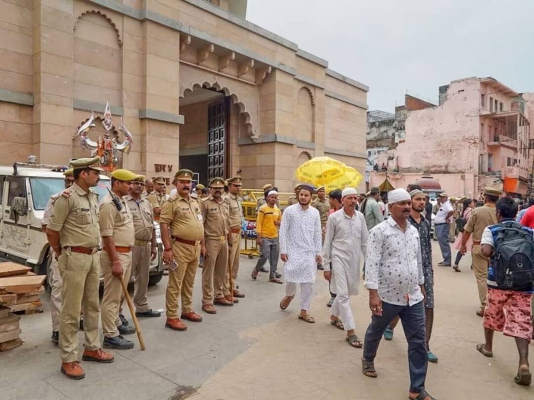 Supreme Court refuses to stay ASI survey of Gyanvapi Mosque complex know details జ్ఞానవాపి మసీదు కమిటీకి చుక్కెదురు, సర్వే ఆపాలన్న పిటిషన్‌ని కొట్టేసిన సుప్రీంకోర్టు