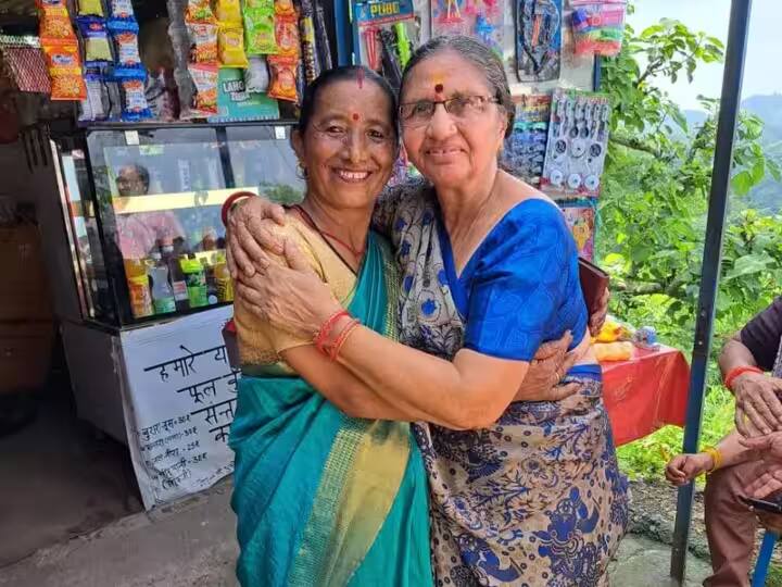 pm--modi-sister-met-up-cm-yogi-adityanath-sister-at-uttarakhand Uttarakhand News: જ્યારે CM યોગીના બેનને મળ્યા PM મોદીના બેન,જુઓ શું થઈ બન્ને વચ્ચે વાતચીત