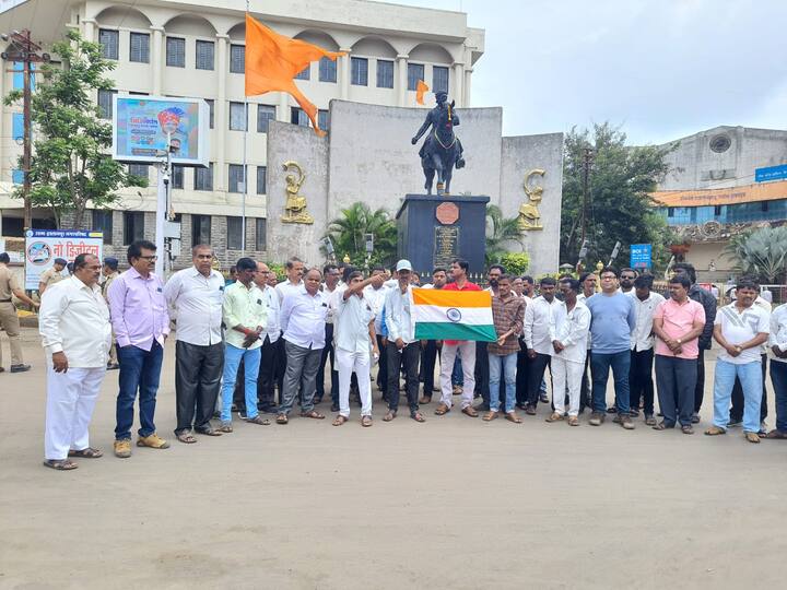 सांगली, कोल्हापूर आणि सातारा जिल्ह्यातील पुरोगामी नेते आणि पदाधिकाऱ्यांची बैठक पार पडली.