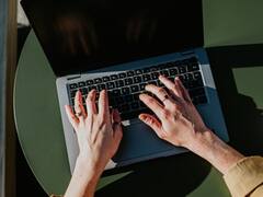 Apple And Samsung Freeze India Laptop Imports After New Restriction