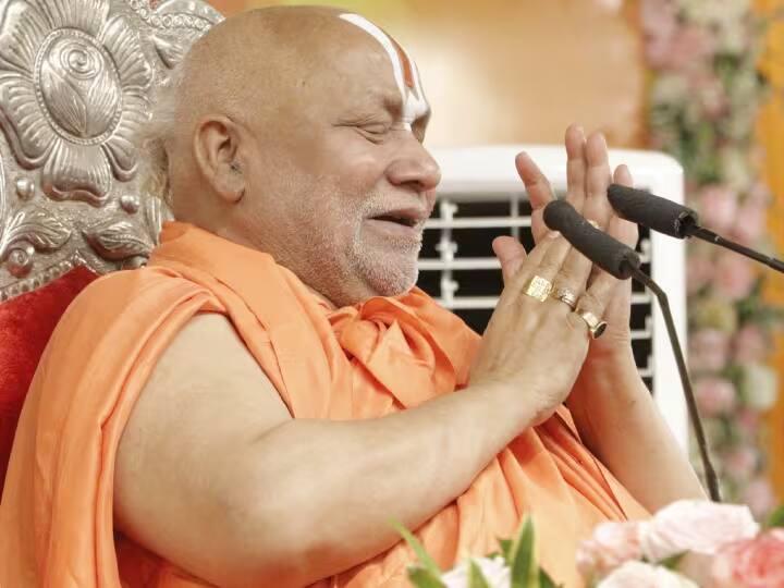 'मनोहर लाल खट्टर को इस्तीफा दे देना चाहिए', हरियाणा हिंसा पर बोले जगद्गुरु रामभद्राचार्य, ज्ञानवापी पर भी की भविष्यवाणी