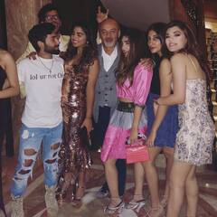 अंबानी परिवार के खास, स्टार किड्स के चहेते, मिस्ट्री मैन Orhan Awatramani आखिर हैं कौन?