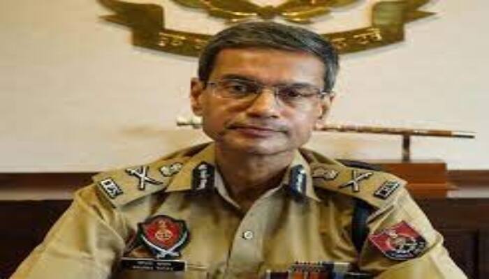 ਸੁਤੰਤਰਤਾ ਦਿਵਸ ਤੋਂ ਪਹਿਲਾਂ ਡੀਜੀਪੀ ਗੌਰਵ ਯਾਦਵ ਨੇ ਹੁਸ਼ਿਆਰਪੁਰ 'ਚ ਕਾਨੂੰਨ ਵਿਵਸਥਾ ਦਾ ਜਾਇਜ਼ਾ ਲੈਣ ਲਈ ਕੀਤੀ ਰੀਵੀਊ ਮੀਟਿੰਗ DGP Gaurav Yadav review meeting law and order in Hoshiarpur Before Independence Day ਸੁਤੰਤਰਤਾ ਦਿਵਸ ਤੋਂ ਪਹਿਲਾਂ ਡੀਜੀਪੀ ਗੌਰਵ ਯਾਦਵ ਨੇ ਹੁਸ਼ਿਆਰਪੁਰ 'ਚ ਕਾਨੂੰਨ ਵਿਵਸਥਾ ਦਾ ਜਾਇਜ਼ਾ ਲੈਣ ਲਈ ਕੀਤੀ ਰੀਵੀਊ ਮੀਟਿੰਗ