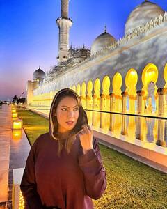 हिंदू बताकर मस्जिद पहुंचीं तारक मेहता की 'बबीता जी', बुरी तरह हुईं ट्रोल, लोगों ने लगाए 'जय श्री राम' के नारे