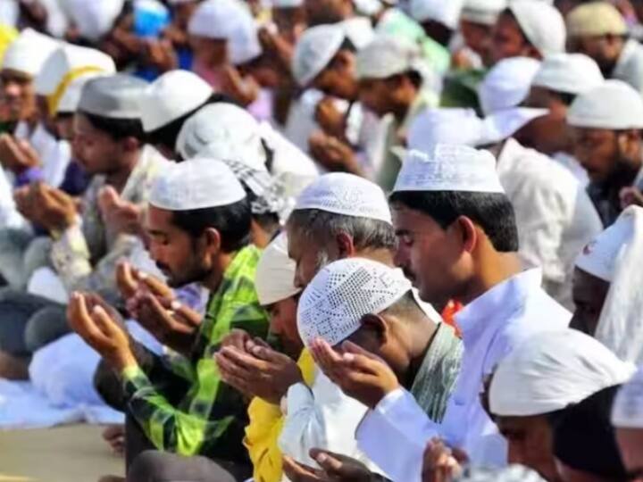 Haryana Nuh Violence 'We will stop whoever comes to offer Namaz', says Badi Jama Masjid Imam, Police on High Alert Haryana Nuh Clash: 'जो भी नमाज पढ़ने आएगा हम उसे रोकेंगे', नूंह में हाई अलर्ट, चप्पे-चप्पे पर भारी पुलिसबल की तैनाती