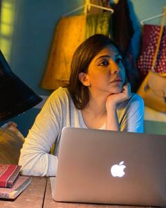 Madonna Sebastian Photos: ప్రేమమ్ పిల్ల ఏదో ఆలోచనలో పడింది