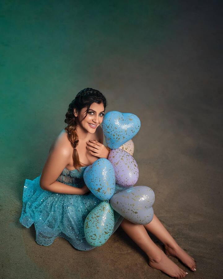 இதனையொட்டி, ஸ்பெஷல் பிறந்தநாள் போஸ்ட் ஒன்றை பதிவிட்டுள்ளார். இது லைக்ஸ்களை அள்ளிவருகிறது.