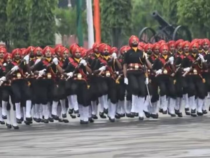 Agniveers sang Tiranga Sadi Jaan while marching in the passing out parade Army Agniveer: अग्निवीरों की पहली पासिंग आउट परेड, सिख रेजिमेंट के जवानों ने पूरे जोश से गाया 'तिरंगा साड्डी जान'
