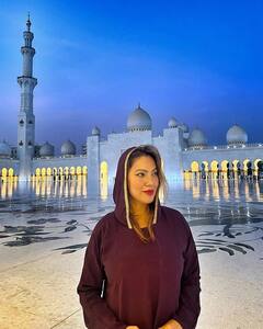 Munmun Dutta: પોતાને હિંદુ ગણાવી મસ્જિદ પહોંચ્યા તારક મહેતાના 'બબીતા જી', લોકોએ કર્યા ટ્રોલ