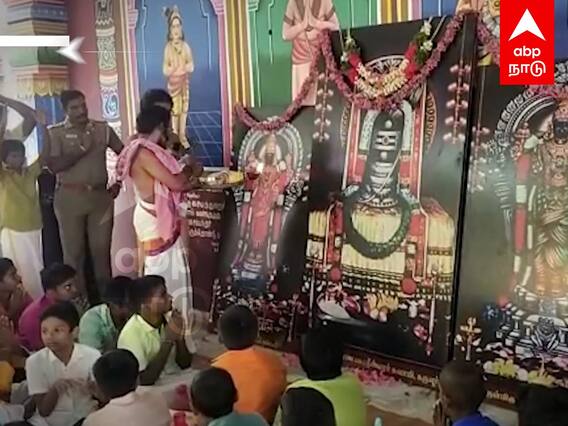 Karur Thiruvasagam : ஒரே நேரத்தில் 11 திருப்பதிகம் பாடல்களை 15000 முறை பாடி அசத்திய 1250 மாணவர்கள்
