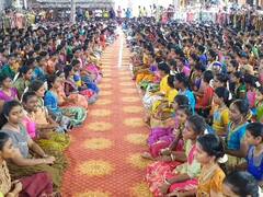 கரூரில் ஒரே நேரத்தில் 11 திருப்பதிகம் பாடல்களை பாடி தனியார் பள்ளி மாணவர்கள் உலக சாதனை