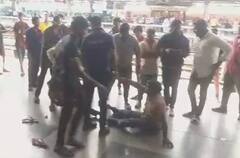 Pune News : पुणे स्टेशनवर फ्री स्टाईल हाणामारी; स्टेशनवर गोंधळाचं वातावरण