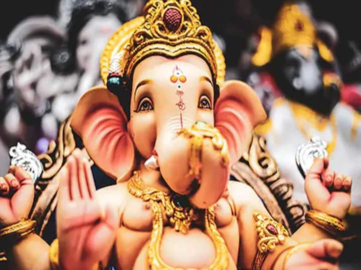 vastu tips where we attached  vinayaga statue in house know the full details Vastu Tips: வினை தீர்க்கும் விநாயகர் சிலை.. வீட்டில் வைப்பது எப்படி..? செய்ய வேண்டியதும்.. செய்யக்கூடாததும்..!