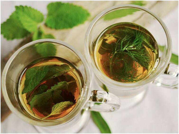 Adding These Species To Tea Boost Immunity In Monsoon Season Immunity Booster Tea: ఈ స్పెషల్ టీలు తాగారంటే వర్షాకాలంలో రోగాల భయమే అక్కర్లేదు