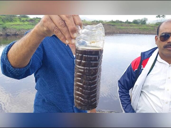 राजरोसपणे नदीत हे मळीमिश्रीत सांडपाणी नाल्यातून सोडले जात असताना प्रदूषण नियंत्रण मंडळ मात्र गांधारीच्या भूमिकेत असून याकडे प्रदूषण मंडळाचे अधिकारी जाणीवपूर्वक दुर्लक्ष करत असल्याचाही नागरिकांचा आरोप आहे.