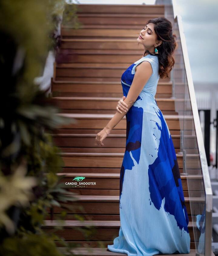 బుల్లితెరపై పలు సీరియల్స్ లో నటిచించి మంచి గుర్తింపు తెచ్చుకుంది వాసంతి. Photo Credit: Vasanthi Krishnan/Instagram