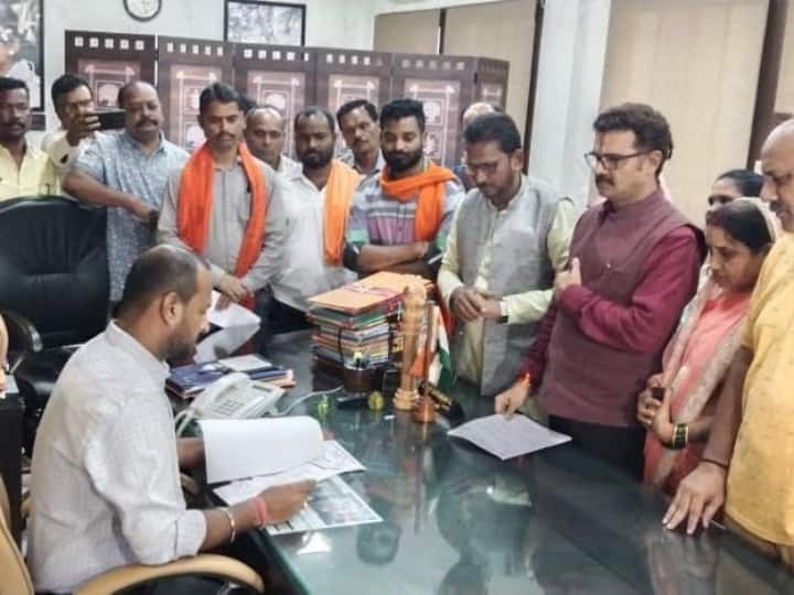 Jagdalpur BJP Councilors presented No Confidence motion against Congress Mayor Safira Sahu ann Bastar News: जगदलपुर में कांग्रेस महापौर के खिलाफ बीजेपी पार्षदों ने पेश किया अविश्वास प्रस्ताव, लगाए ये गंभीर आरोप