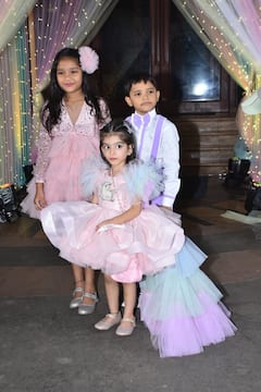 Jay Bhanushali, Mahhi Vij Celebrate Daughter Tara's Birthday Party, See Pics