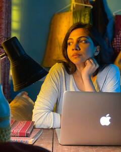 Madonna Sebastian Photos: ప్రేమమ్ పిల్ల ఏదో ఆలోచనలో పడింది