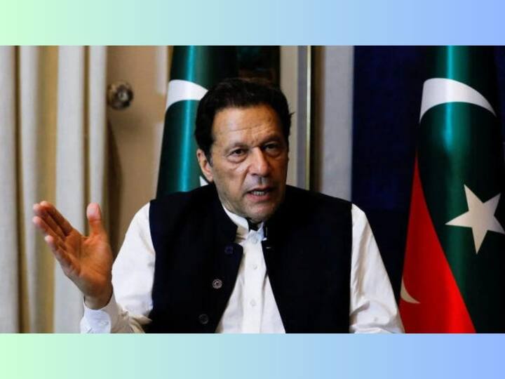 Ousted Pakistan Prime Minister Imran Khan has been given three year jail sentence over corruption allegations Imran Khan : 'तोषखाना' केसमध्ये पाकचे माजी पीएम इम्रान खान यांना तीन वर्षाची शिक्षा; तीन महिन्यात दुसऱ्यांदा जेलमध्ये रवानगी; निवडणूकही लढवता येणार नाही