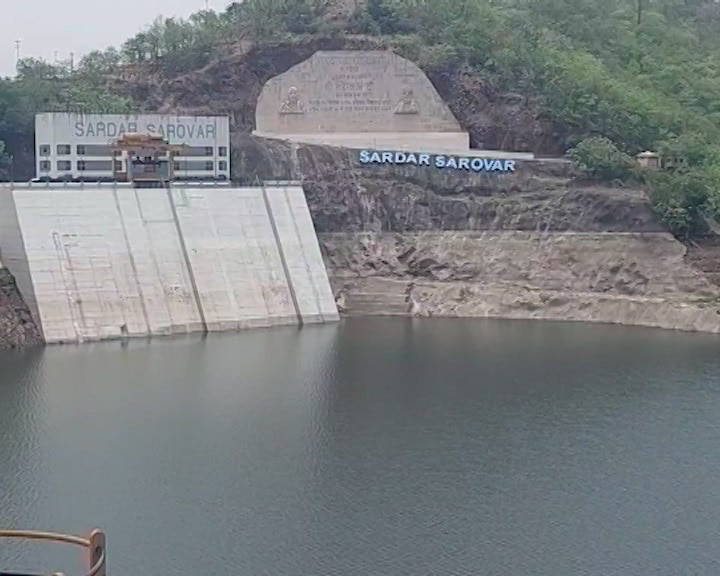 Narmada Dam: ડેમ ઓવરફ્લૉ થવામાં એક મીટર દુર, હાલની જળ સપાટી પહોંચી 130 મીટરે, જાણો