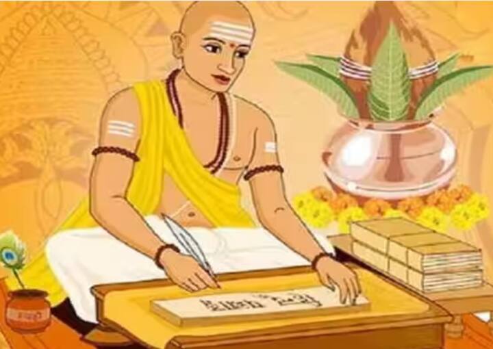 ਚਾਣਕਯ ਨੇ ਇਸ ਤੁਕ ਵਿੱਚ ਸਖ਼ਤ ਮਿਹਨਤ ਅਤੇ ਮਿਹਨਤ ਦੀ ਮਹੱਤਤਾ ਨੂੰ ਸਮਝਾਉਂਦੇ ਹੋਏ ਕਿਹਾ ਹੈ ਕਿ ਕੋਈ ਵਸਤੂ ਭਾਵੇਂ ਕਿੰਨੀ ਵੀ ਦੂਰ ਕਿਉਂ ਨਾ ਹੋਵੇ, ਭਾਵੇਂ ਉਹ ਤੁਹਾਡੀ ਪਹੁੰਚ ਤੋਂ ਬਾਹਰ ਹੋਵੇ, ਭਾਵੇਂ ਉਸ ਨੂੰ ਪ੍ਰਾਪਤ ਕਰਨਾ ਲਗਭਗ ਅਸੰਭਵ ਜਾਪਦਾ ਹੋਵੇ, ਮਿਹਨਤ ਨੂੰ ਕਦੇ ਨਾ ਛੱਡੋ। ਕਠਿਨ ਤਪੱਸਿਆ ਅਰਥਾਤ ਸਖ਼ਤ ਮਿਹਨਤ ਨਾਲ ਹਰ ਸੰਭਵ ਚੀਜ਼ ਪ੍ਰਾਪਤ ਕੀਤੀ ਜਾ ਸਕਦੀ ਹੈ।