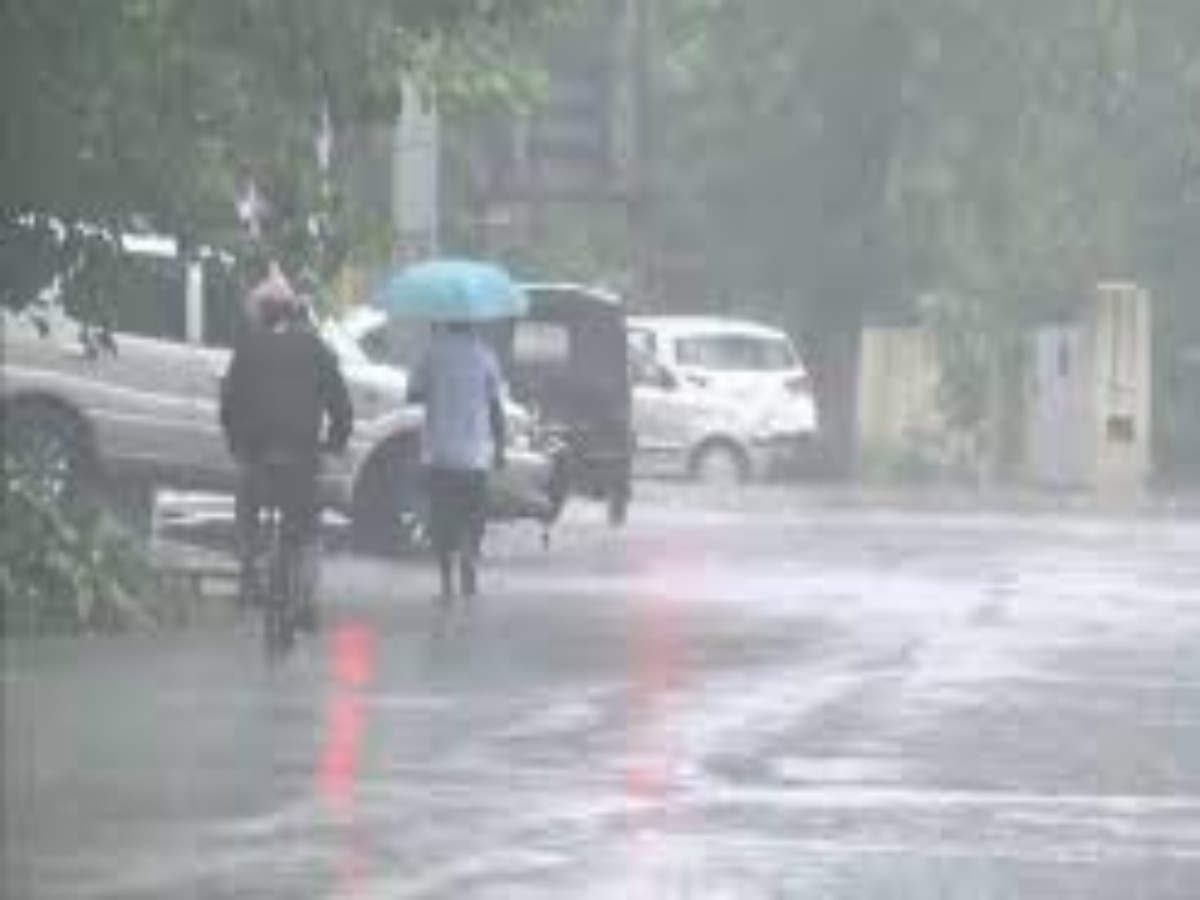 Rain Alert: அடுத்த 3 மணி நேரம்.. 9 மாவட்டங்களில் மழைக்கு வாய்ப்பு...! உங்கள் மாவட்டத்தில் என்ன நிலைமை?