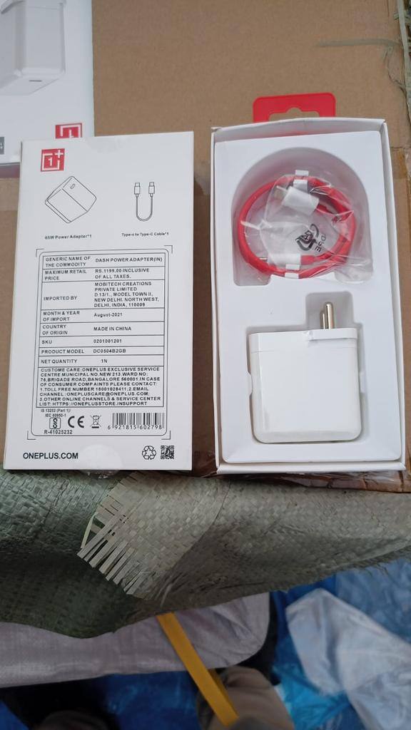 Kutch: કચ્છના મુંદ્રા સેઝમાં DRIની મોટી કાર્યવાહી, 100 કરોડનો દાણચોરીનો સામાન કર્યો જપ્ત, ત્રણની ધરપકડ DRI conducted a major operation in Kutch's Mundra SEZ Kutch: કચ્છના મુંદ્રા સેઝમાં DRIની મોટી કાર્યવાહી, 100 કરોડનો દાણચોરીનો સામાન કર્યો જપ્ત, ત્રણની ધરપકડ