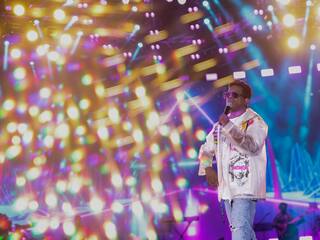 Yuvan Shankar Raja :  30 ஆயிரம் ரசிகர்களின்  குரலில் ஒலித்த U1 பாடல்கள்......மைதானத்தை அதிர வைத்த யுவன் ஷங்கர் ராஜா