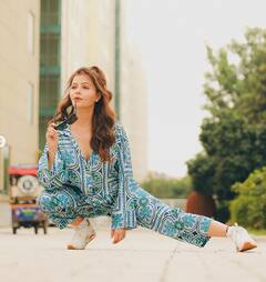 प्रियंका चौधरी से लेकर रुबीना दिलैक तक, बिग बॉस के घर से कदम बाहर रखते ही ग्लैमर गर्ल बन गईं ये हसीनाएं