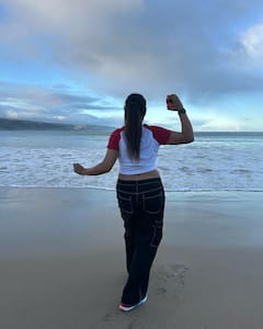 Hariteja: బీచుల్లో షికార్లు కొడుతున్న యాంకర్ హరితేజ