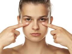 बादाम का तेल गायब करेगा आखों के काले घेरे, इन तरीकों से करें इस्‍तेमाल