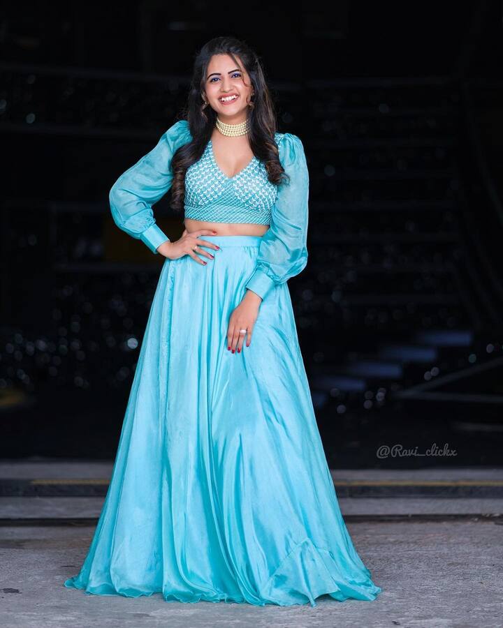స్రవంతి చొక్కారపు (Image Credit: Sravanthi Chokarapu / Instagram)