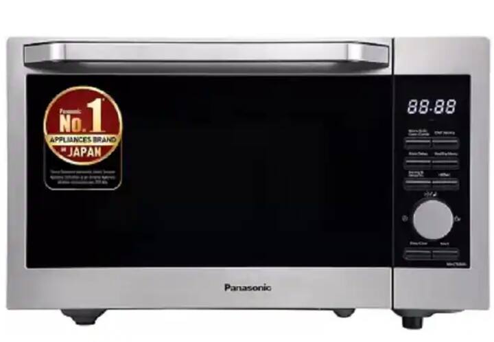 Morphy Richards 30 MCGR Deluxe: ਤੁਸੀਂ ਇਸ 30 ਲੀਟਰ ਦੀ ਸਮਰੱਥਾ ਵਾਲੇ ਮਾਈਕ੍ਰੋਵੇਵ ਓਵਨ ਨੂੰ ਮੋਰਫੀ ਰਿਚਰਡਸ ਬ੍ਰਾਂਡ ਦੇ ਤਹਿਤ ਐਮਾਜ਼ਾਨ 'ਤੇ 49 ਫੀਸਦੀ ਦੀ ਛੋਟ 'ਤੇ ਖਰੀਦ ਸਕਦੇ ਹੋ। ਸੇਲ 'ਚ ਇਸ ਦੀ ਕੀਮਤ ਸਿਰਫ 9,990 ਰੁਪਏ ਹੈ। ਇਸ 'ਚ ਚਾਈਲਡ ਲਾਕ ਫੀਚਰ ਵੀ ਮਿਲੇਗਾ। ਇਸ ਵਿੱਚ ਮਲਟੀ-ਸਟੇਜ ਕੁਕਿੰਗ ਵਿਕਲਪ ਹਨ।