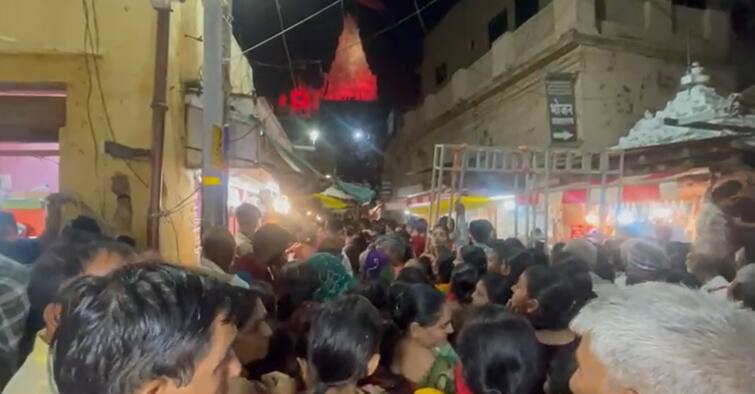 Dwarka Photos: heavy crown shown in Dwarka mandir in early morning due to purusottam mash 2023 Dwarka Photos: જગત મંદિર દ્વારકામાં વહેલી સવારથી ભક્તોના ટોળે-ટોળા ઉમટ્યા, પુરુષોત્તમ માસનું છેલ્લુ અઠવાડિય શરૂ....