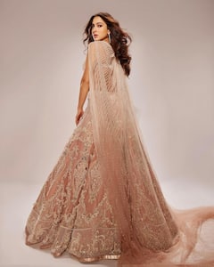 जब अब्बा के घर दोस्तों को लेकर पहुंचीं सारा अली खान, Kareena Kapoor को देख ऐसा था फ्रेंड्स का रिएक्शन