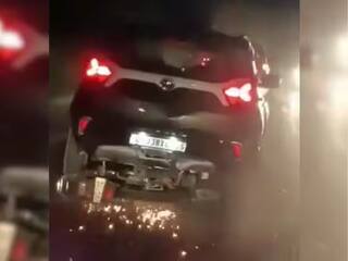 Viral Video: ਕਾਰ ਨੇ ਪਹਿਲਾਂ ਬਾਈਕ ਸਵਾਰ ਨੂੰ ਮਾਰੀ ਟੱਕਰ, ਫਿਰ 10 ਕਿਲੋਮੀਟਰ ਤੱਕ ਘਸੀਟ ਕੇ ਲੈ ਗਈ, ਦਿਲ ਦਹਿਲਾ ਦੇਣ ਵਾਲੀ ਵੀਡੀਓ ਆਈ ਸਾਹਮਣੇ