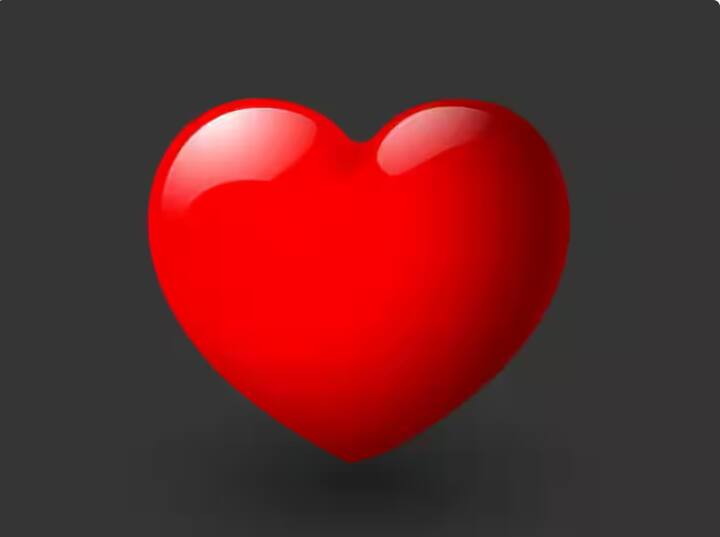 ਜ਼ਿਆਦਾਤਰ ਲੋਕ ਪਿਆਰ ਦਾ ਇਜ਼ਹਾਰ ਕਰਨ ਜਾਂ ਕਿਸੇ ਨੂੰ ਮਨਾਉਣ ਲਈ ਸੋਸ਼ਲ ਮੀਡੀਆ 'ਤੇ ਦਿਲ ਦੇ ਇਮੋਜੀ ਭੇਜਦੇ ਹਨ। ਅਸੀਂ ਸਾਰੇ ਇਸ ਇਮੋਜੀ ਦੀ ਵਰਤੋਂ ਆਪਣੀਆਂ ਲੋੜਾਂ ਮੁਤਾਬਕ ਬਹੁਤ ਕਰਦੇ ਹਾਂ। ਪਰ ਕੀ ਤੁਸੀਂ ਜਾਣਦੇ ਹੋ ਕਿ ਇਹ ਆਦਤ ਤੁਹਾਨੂੰ ਜੇਲ੍ਹ ਵੀ ਭੇਜ ਸਕਦੀ ਹੈ।