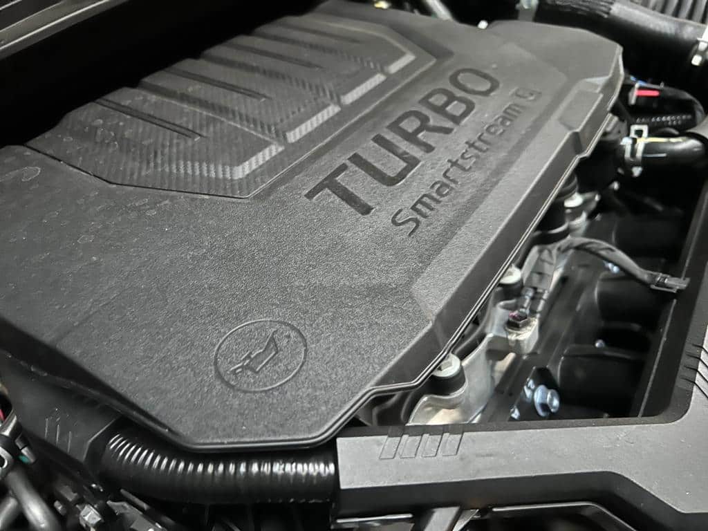 नई Kia Carens 1.5 Turbo DCT खरीदने का मन है तो पहले समझ लीजिये, इसे खरीदना फायदे का सौदा है या घाटे का?