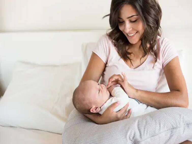 5 Foods To Avoid When You Are Breastfeeding World Breastfeeding Week: நீங்கள் குழந்தைக்குப் பாலூட்டும் தாயா? கட்டாயம் இந்த உணவுகளை சாப்பிடாதீர்கள்!
