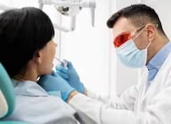 Oral Cancer: 'अशी' असतात तोंडाच्या कॅन्सरची सुरुवातीची लक्षणं; ठरू शकतो घातक