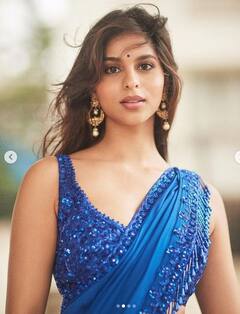 Suhana Khan: ਸੁਹਾਨਾ ਖਾਨ ਨੇ ਬਲੂ ਸਾੜ੍ਹੀ ਪਹਿਨੀ ਸੋਸ਼ਲ ਮੀਡੀਆ 'ਤੇ ਮਚਾਈ ਤਬਾਹੀ, ਮੰਨਤ ਦੀ ਬਾਲਕੋਨੀ 'ਚ ਪੋਜ਼ ਦਿੰਦੇ ਹੋਏ ਸ਼ੇਅਰ ਕੀਤੀਆਂ ਤਸਵੀਰਾਂ