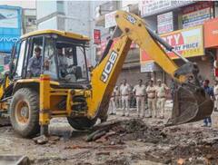 Nuh Communal Clash: ਹੁਣ ਨੂਹ 'ਚ ਨਹੀਂ ਚੱਲੇਗਾ CM ਖੱਟਰ ਦਾ ਬੁਲਡੋਜ਼ਰ, ਪੰਜਾਬ ਤੇ ਹਰਿਆਣਾ ਹਾਈਕੋਰਟ ਨੇ ਲਗਾਈ ਪਾਬੰਦੀ