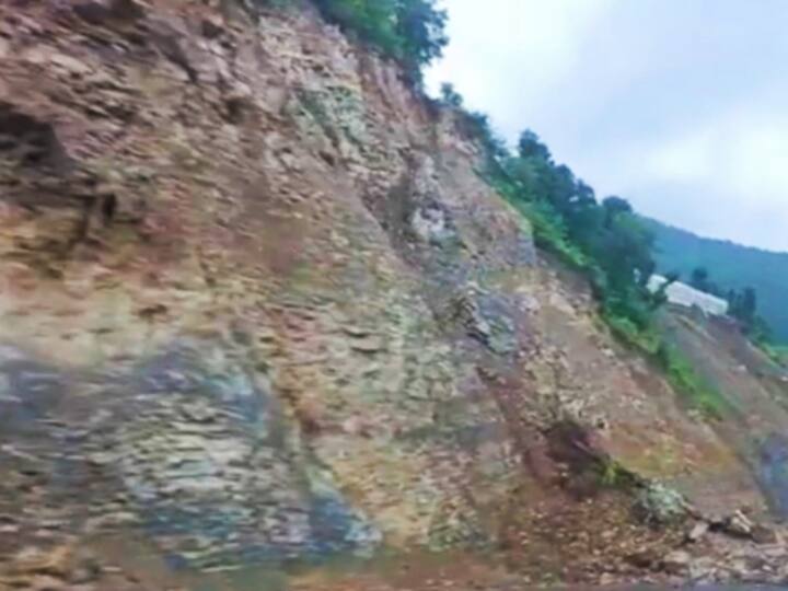 Himachal mountains will not be cut at 90 degree NHAI took decision due to continuous landslide ANN Himachal News: हिमाचल में लगातार हो रहे लैंडस्लाइड से NHAI ने लिया सबक, अब 90 डिग्री पर नहीं काटे जाएंगे पहाड़